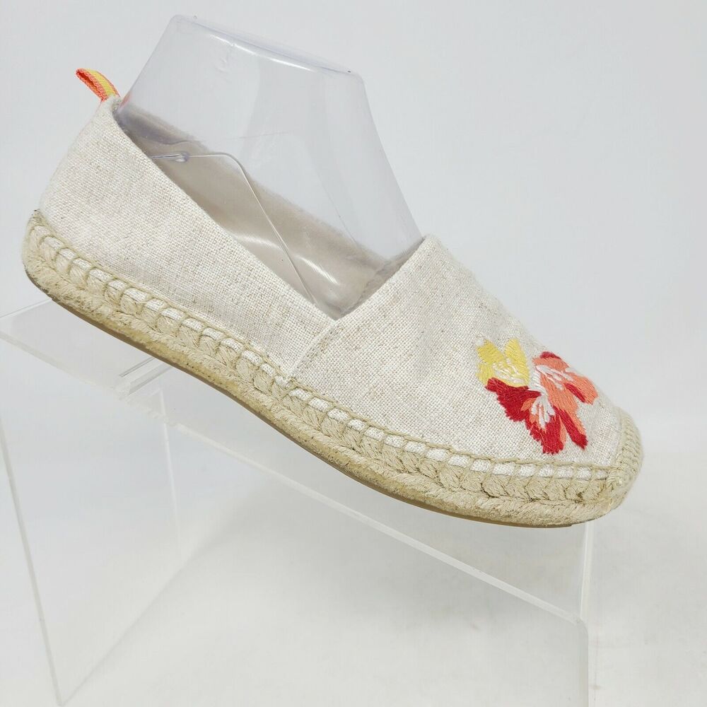 Vera Bradley Embellished Espadrilles in Dune Size 7 M Embroidered Flowers Spring